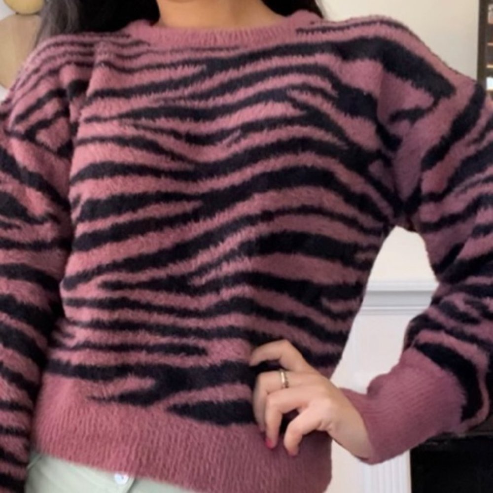 FUZZY ZEBRA PRINT CREWNECK SWEATER SWEATSHIRT